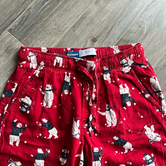 Old Navy Skiing Polar Bear Red Pajama Pants - Picture 3 of 4